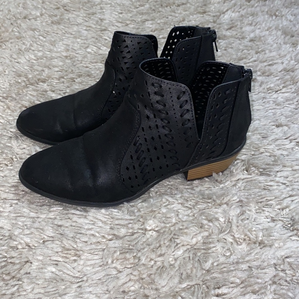 Black ankle boot size 7